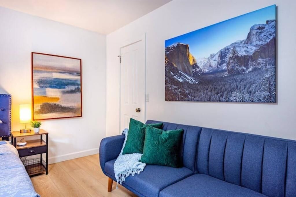 Photo of Livingroom in Oakhurst