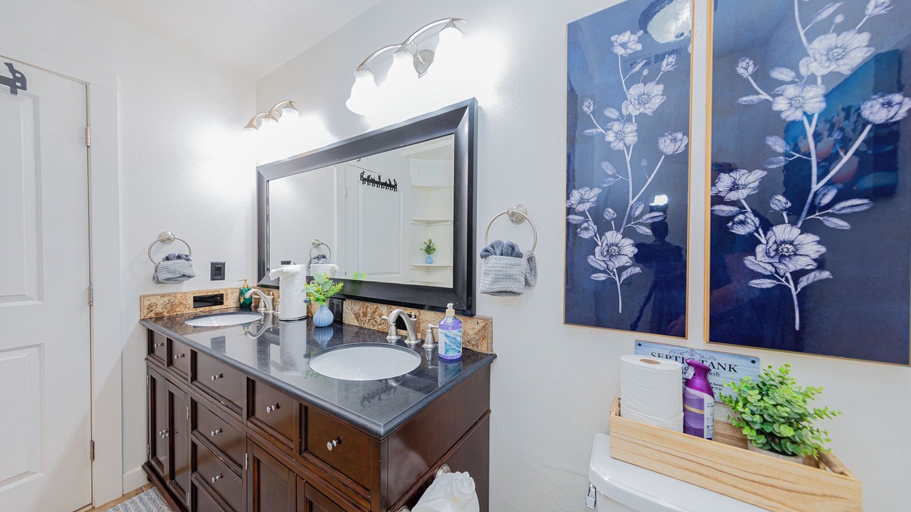 Photo of Bathroom in Oakhurst