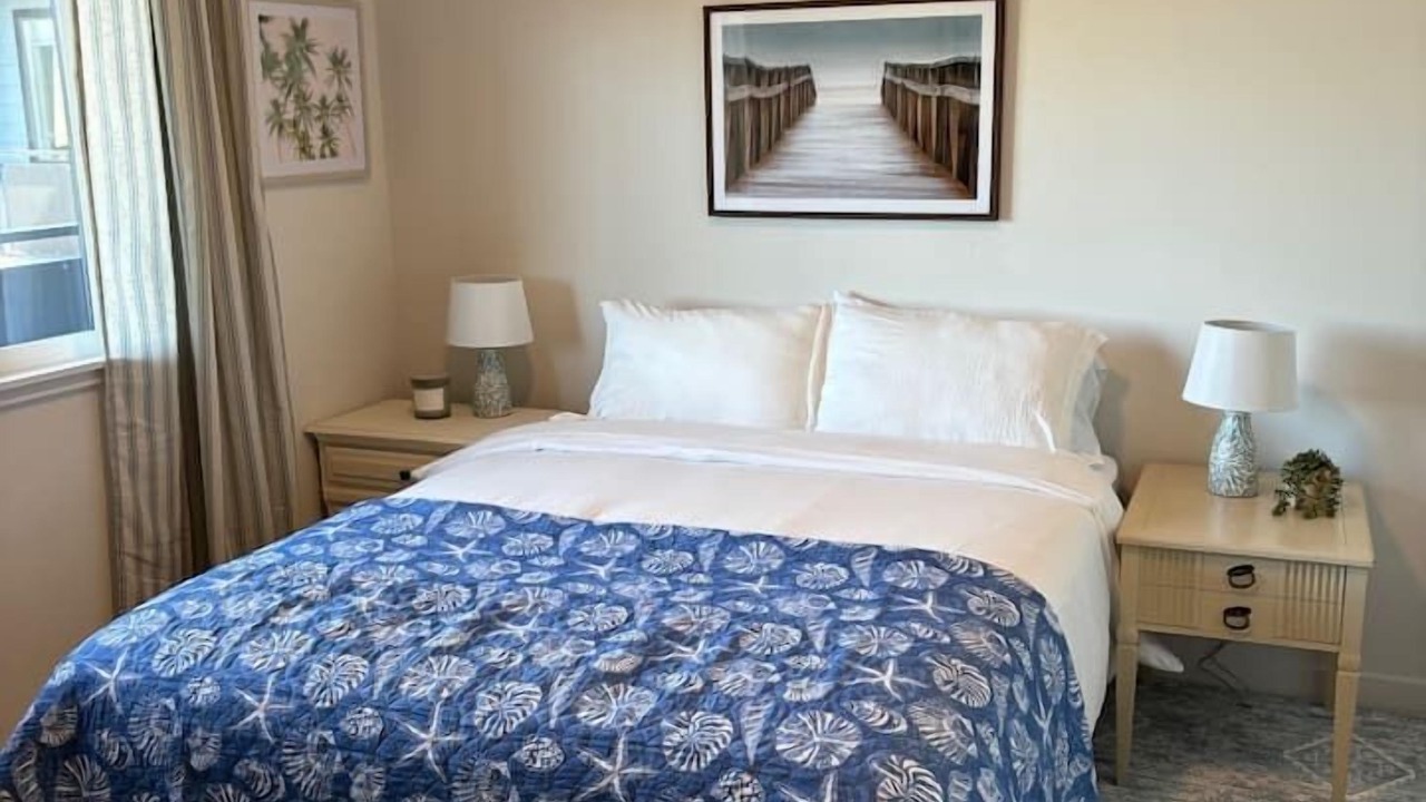 Photo of Bedroom in Railroad District