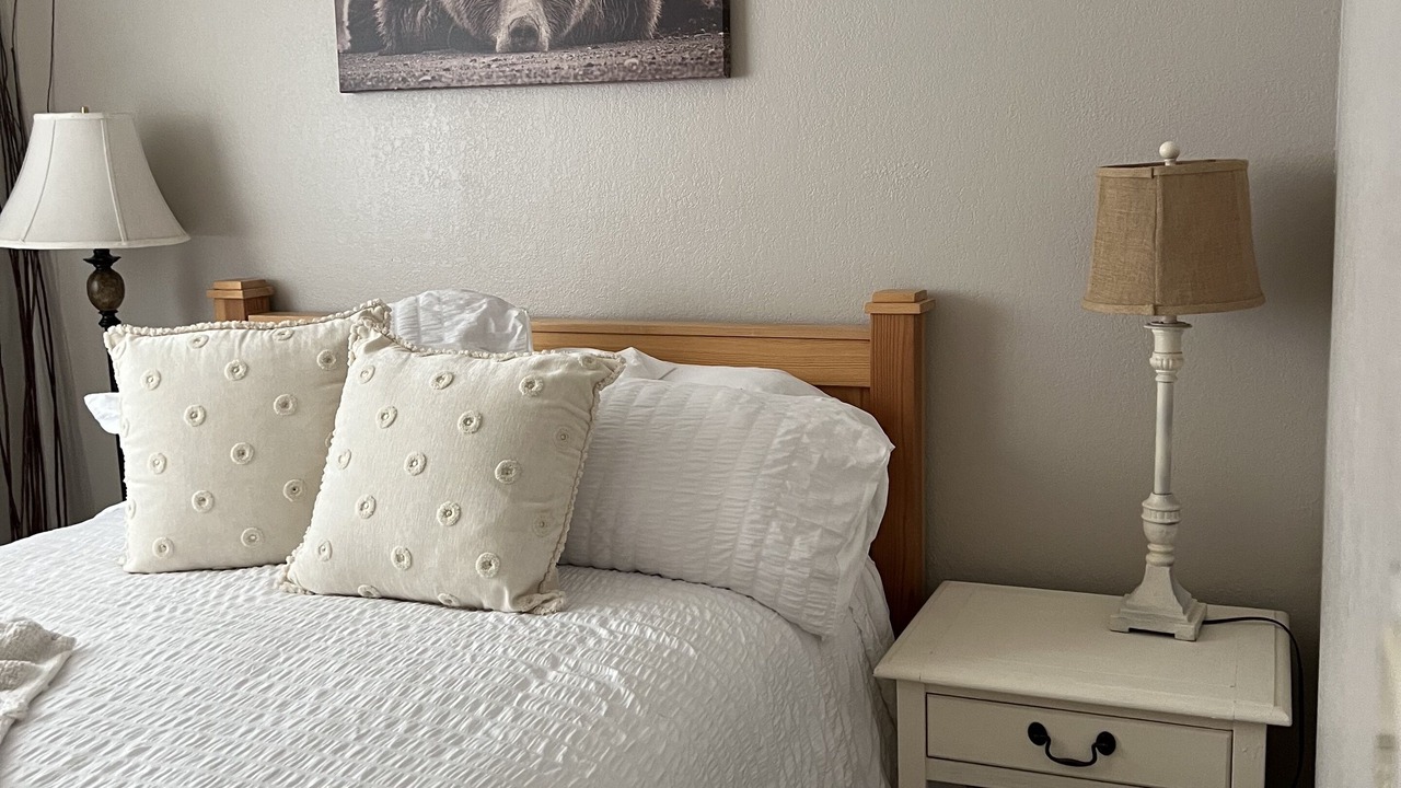 Photo of Bedroom in Oakhurst