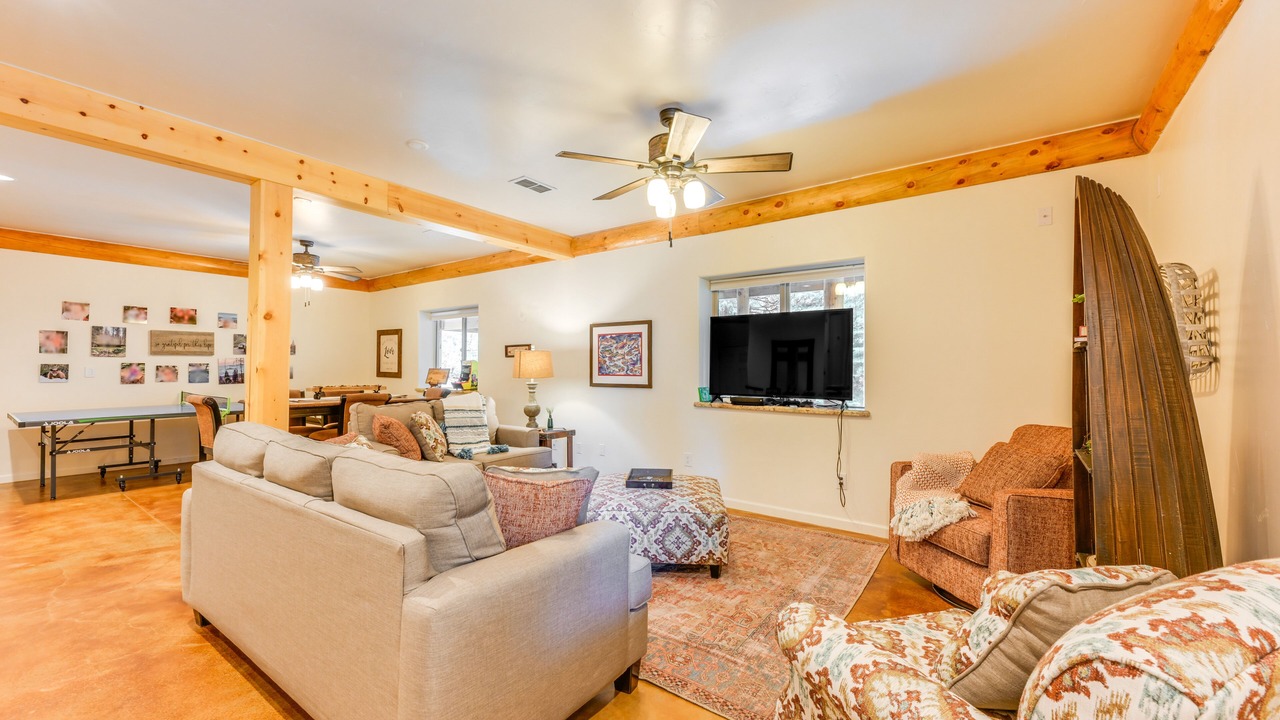 Photo of Bedroom in Shaver Lake