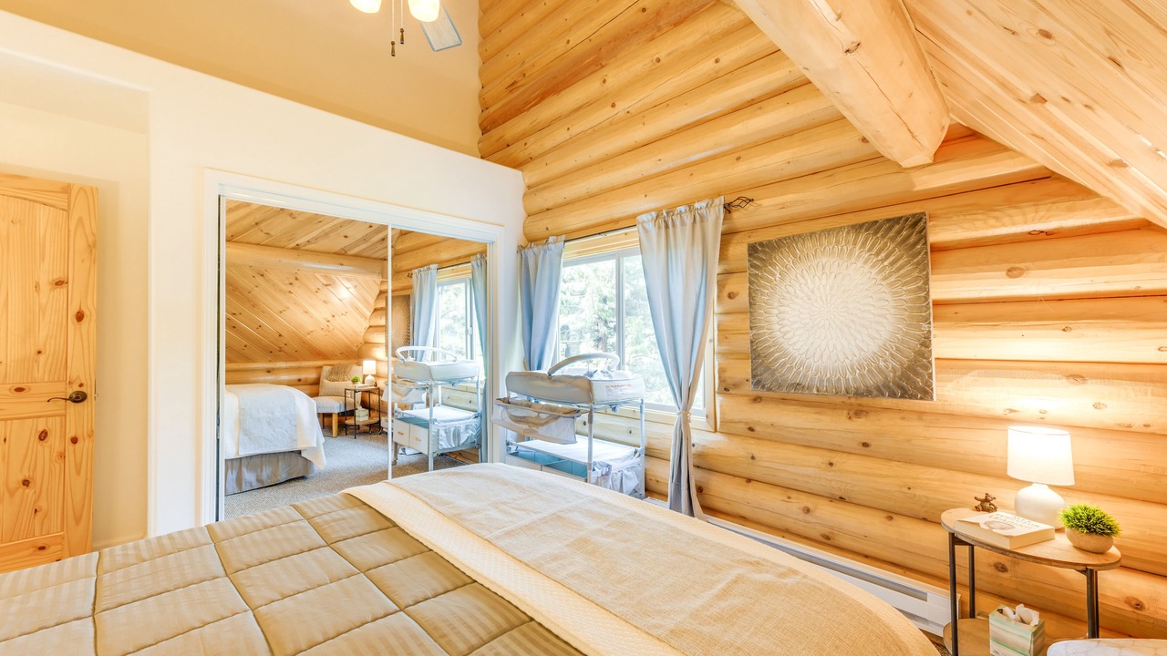 Photo of Bedroom in Shaver Lake
