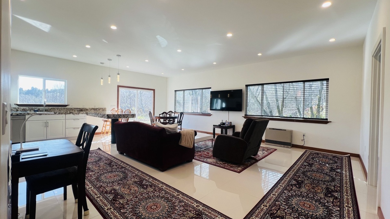 Photo of Livingroom in Inglenook