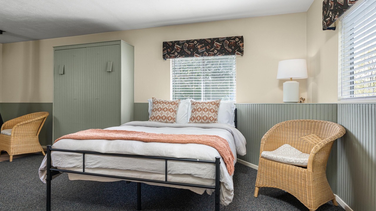 Photo of Bedroom in Three Rivers