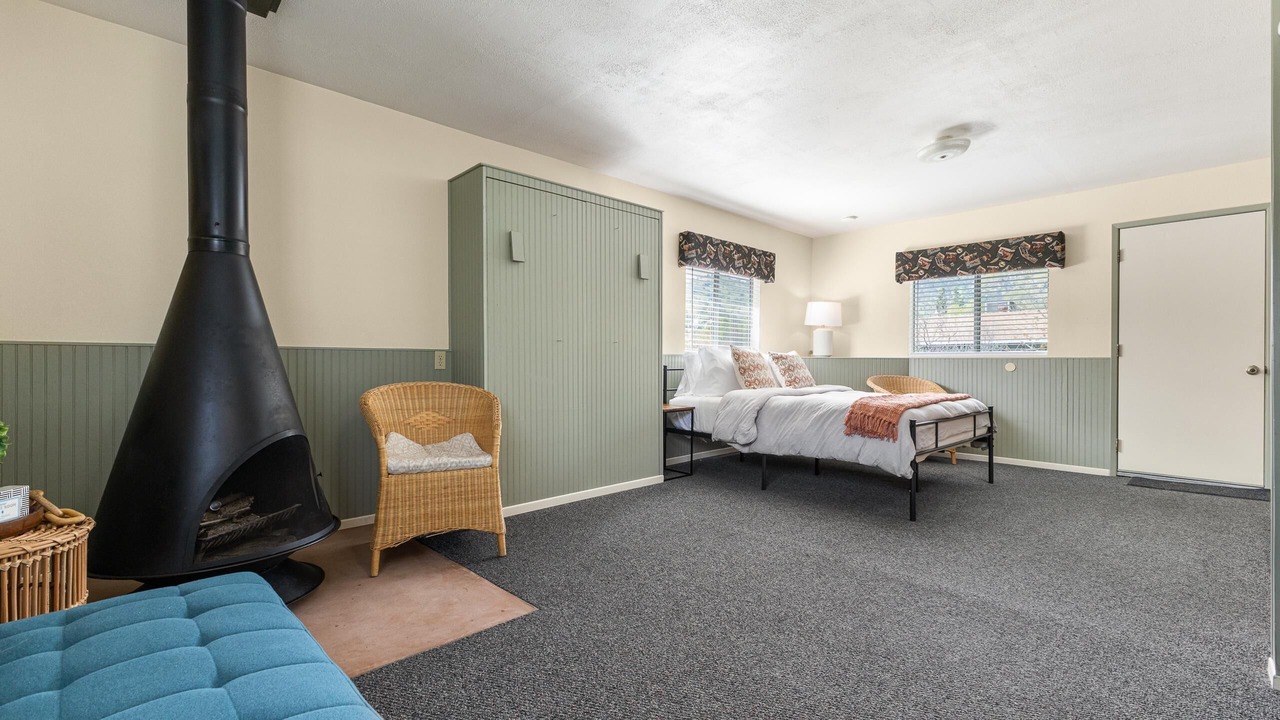 Photo of Bedroom in Three Rivers