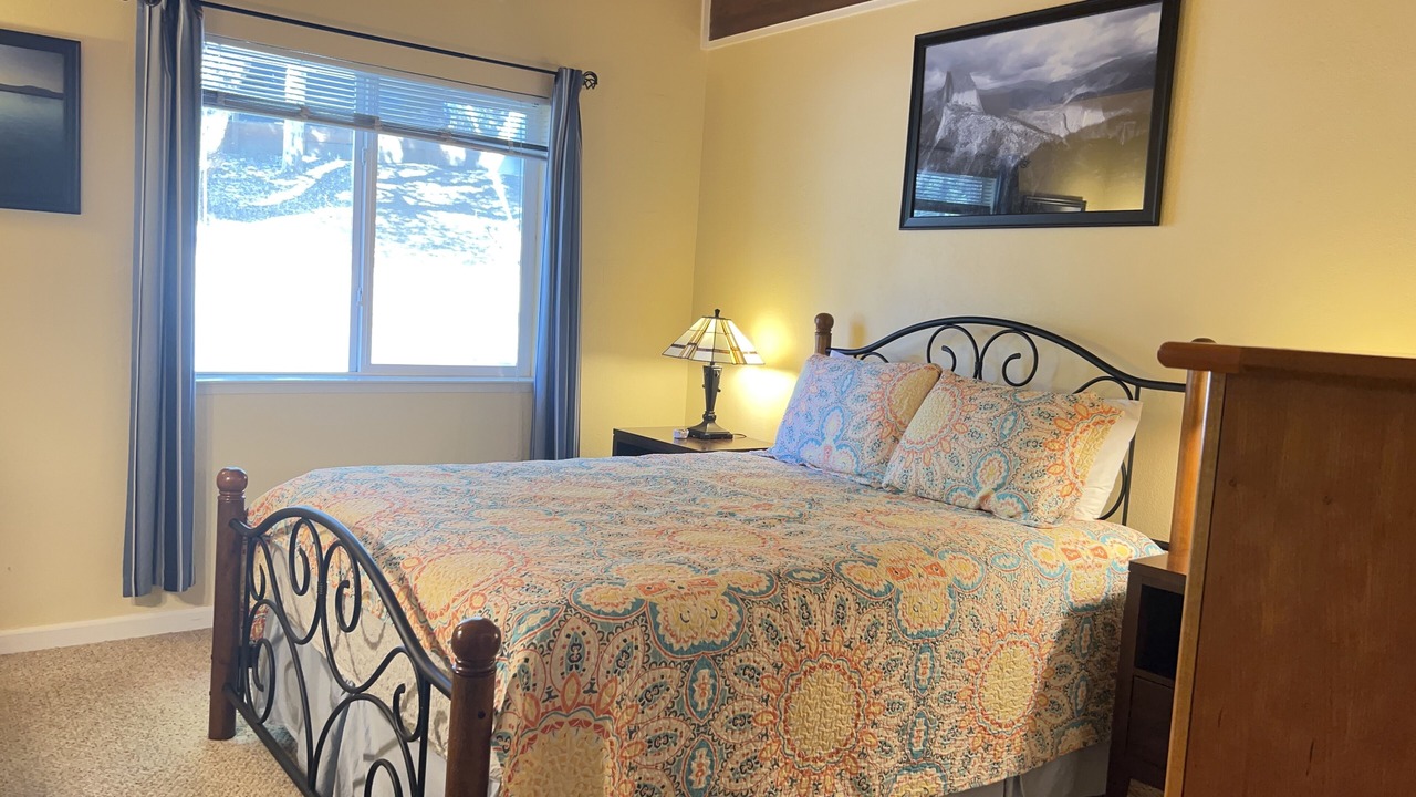 Photo of Bedroom in Groveland