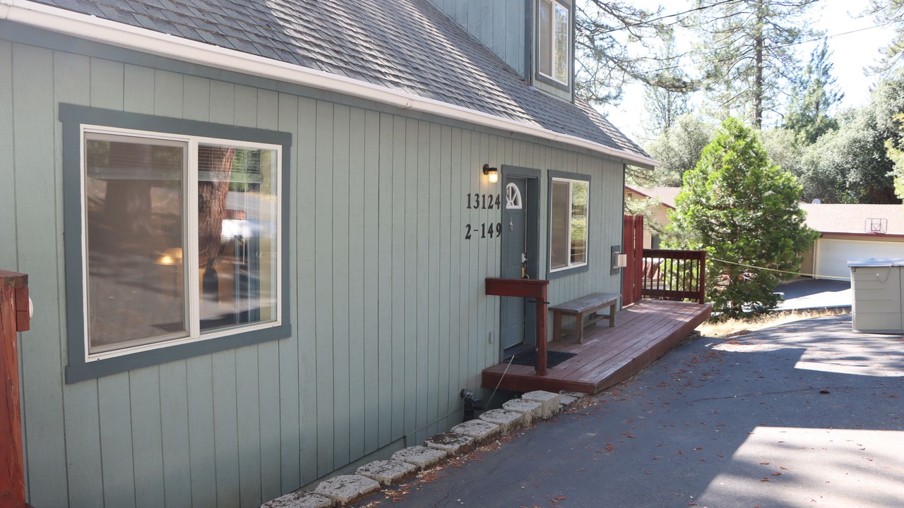 Photo of Outdoor in Groveland