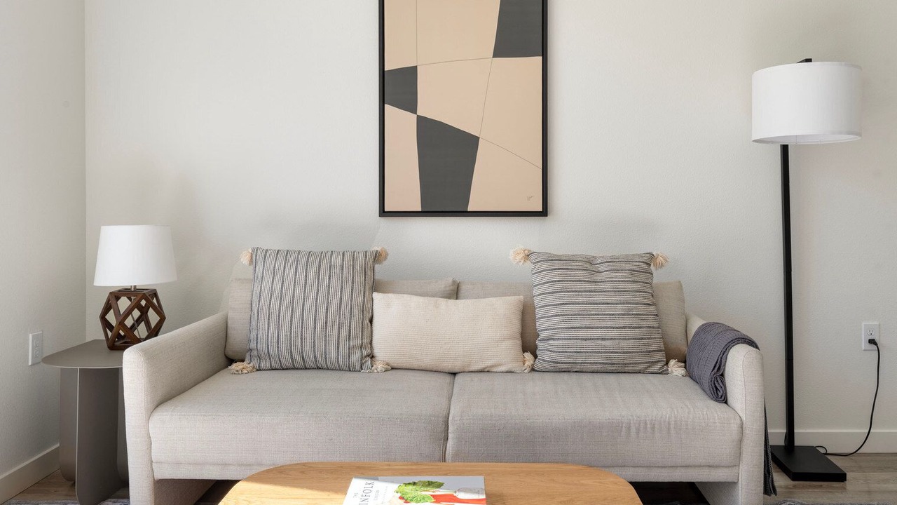 Photo of Livingroom in Hayward