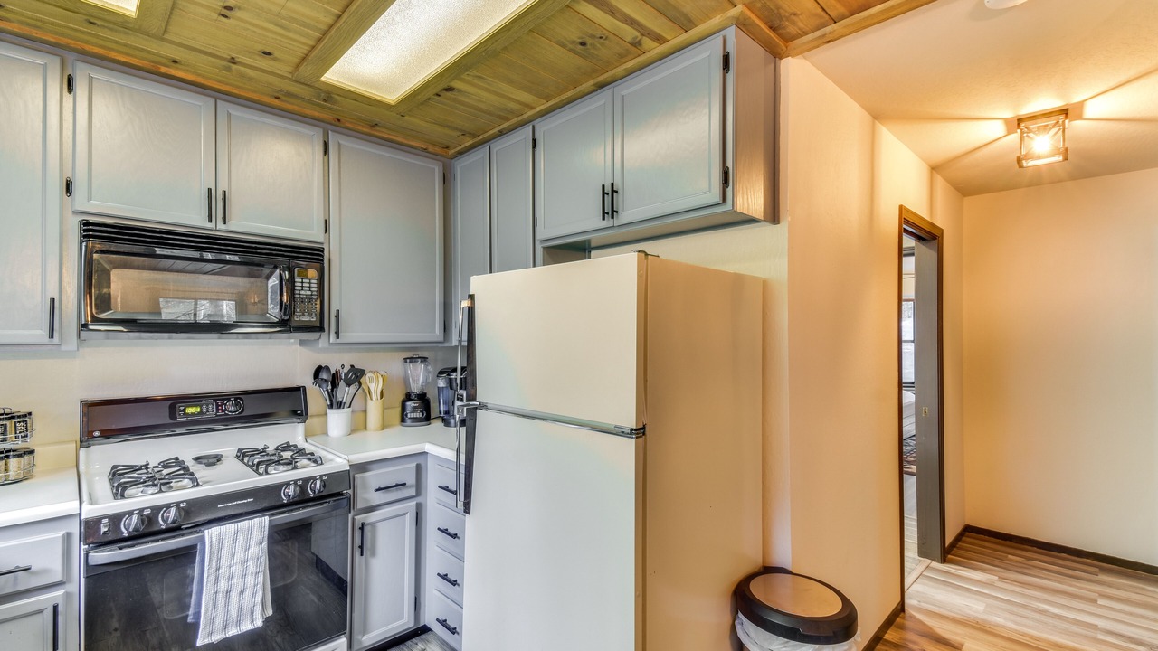 Photo of Kitchen in Mi-Wuk Village