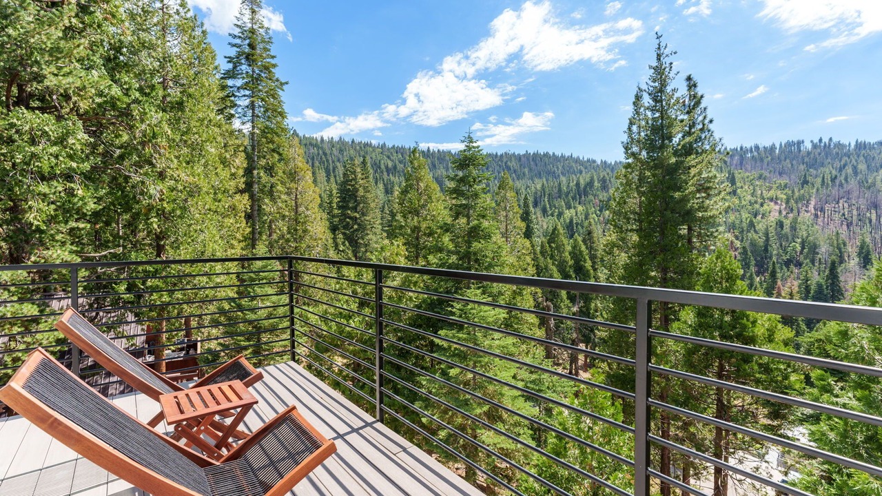 Photo of Outdoor in Yosemite West