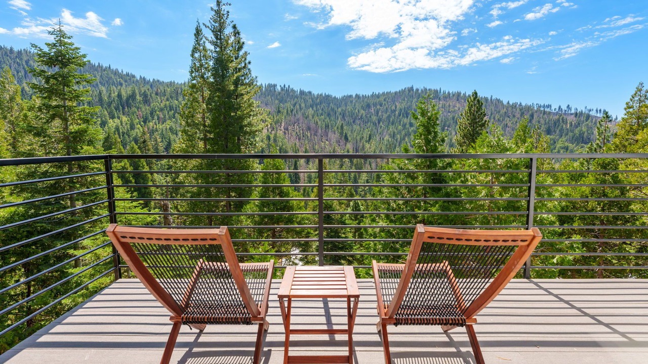 Photo of Outdoor in Yosemite West