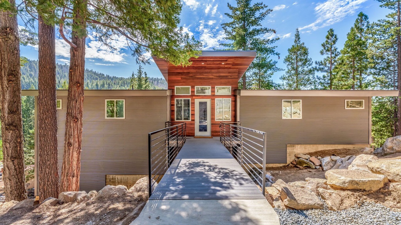 Photo of Outdoor in Yosemite West