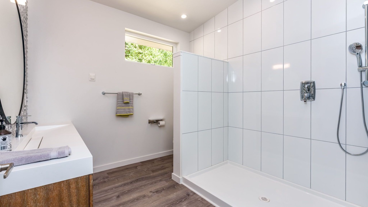 Photo of Bathroom in Yosemite West