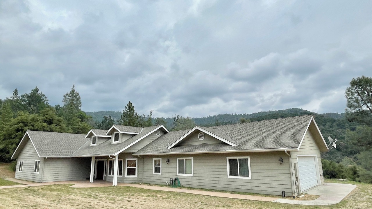 Photo of Outdoor in Oakhurst