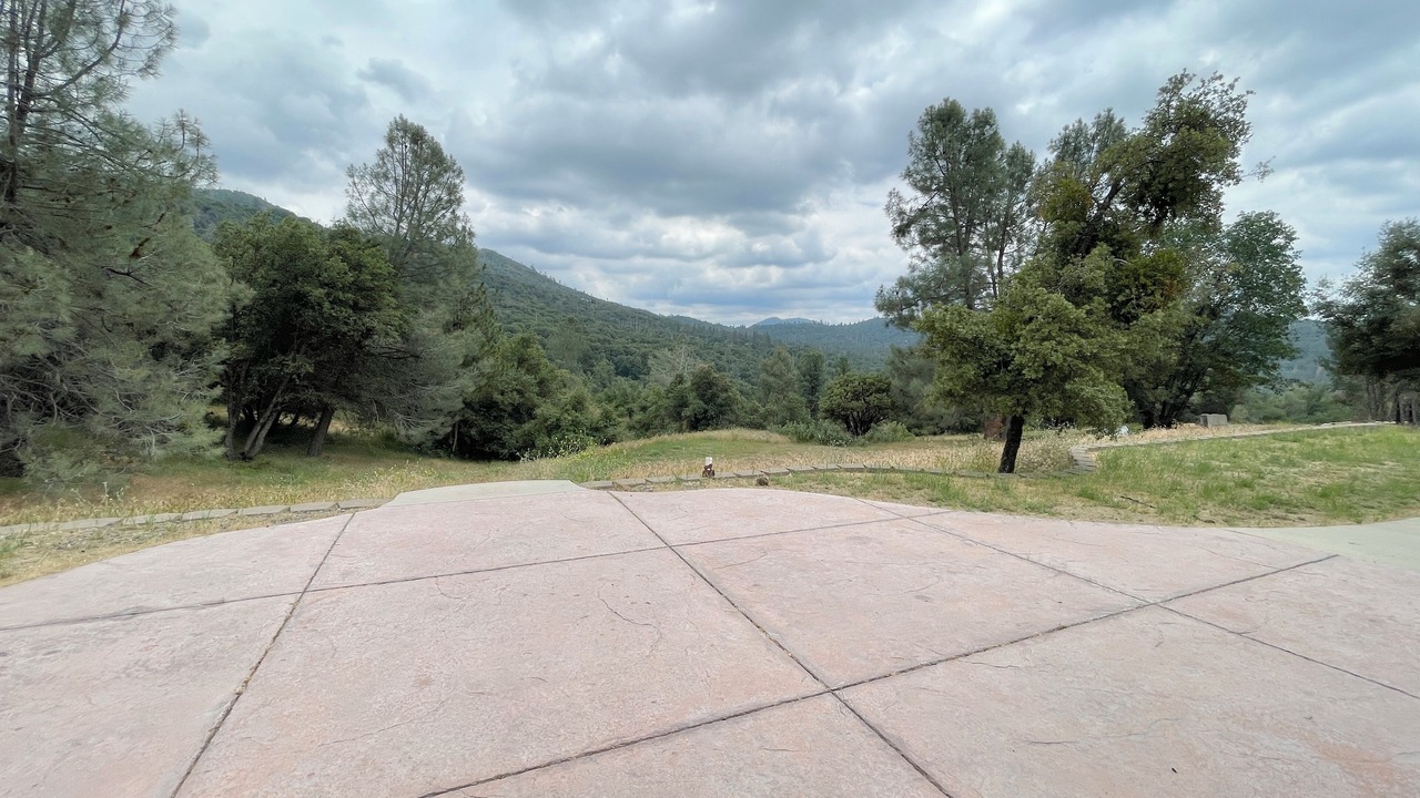 Photo of Outdoor in Oakhurst