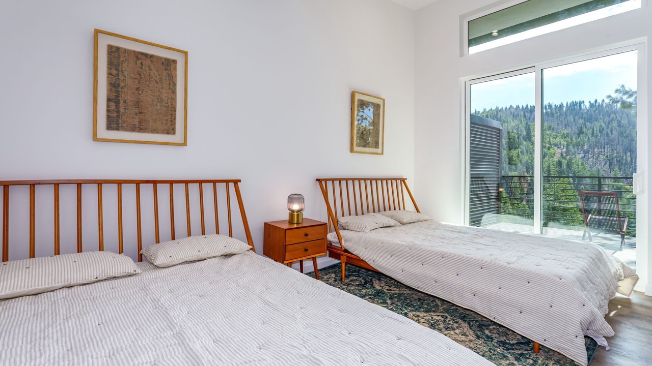 Photo of Bedroom in Yosemite West