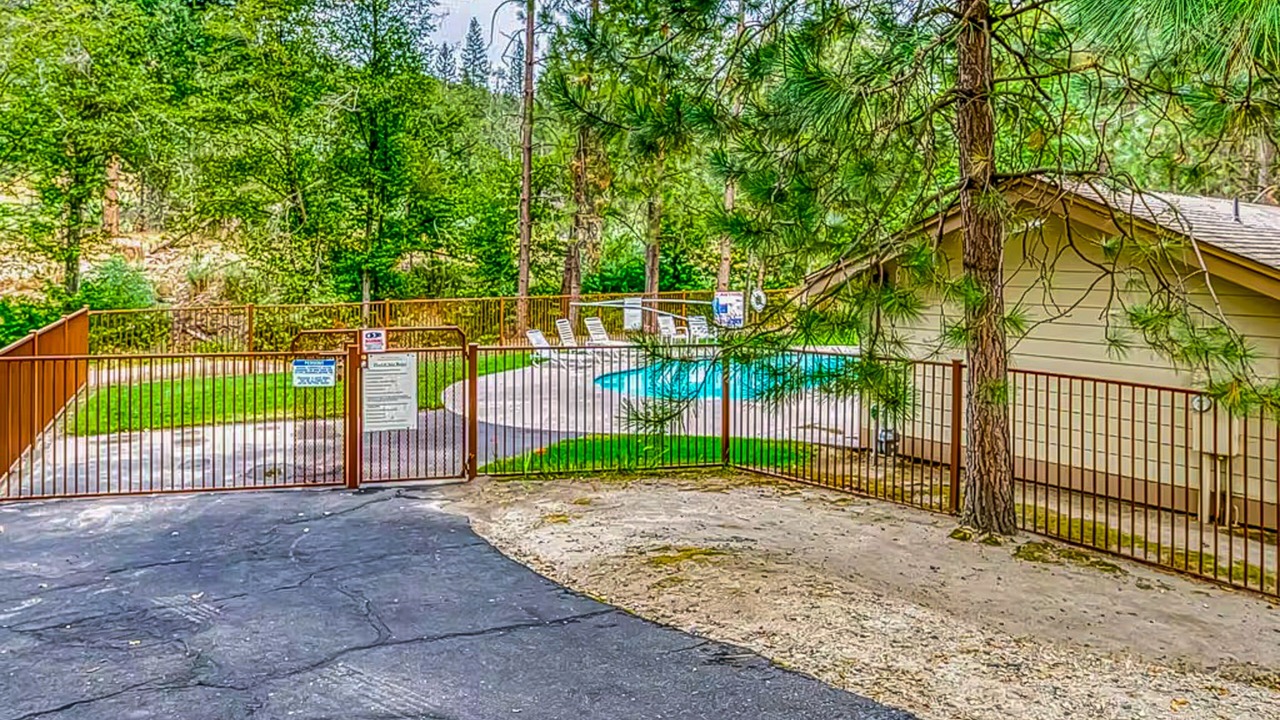 Photo of Outdoor in Bass Lake