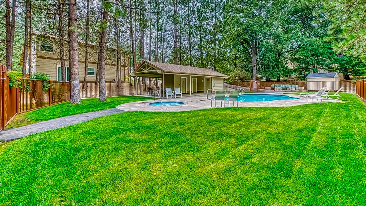 Photo of Outdoor in Bass Lake