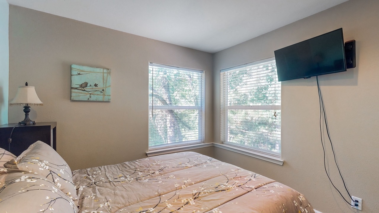 Photo of Bedroom in Bass Lake
