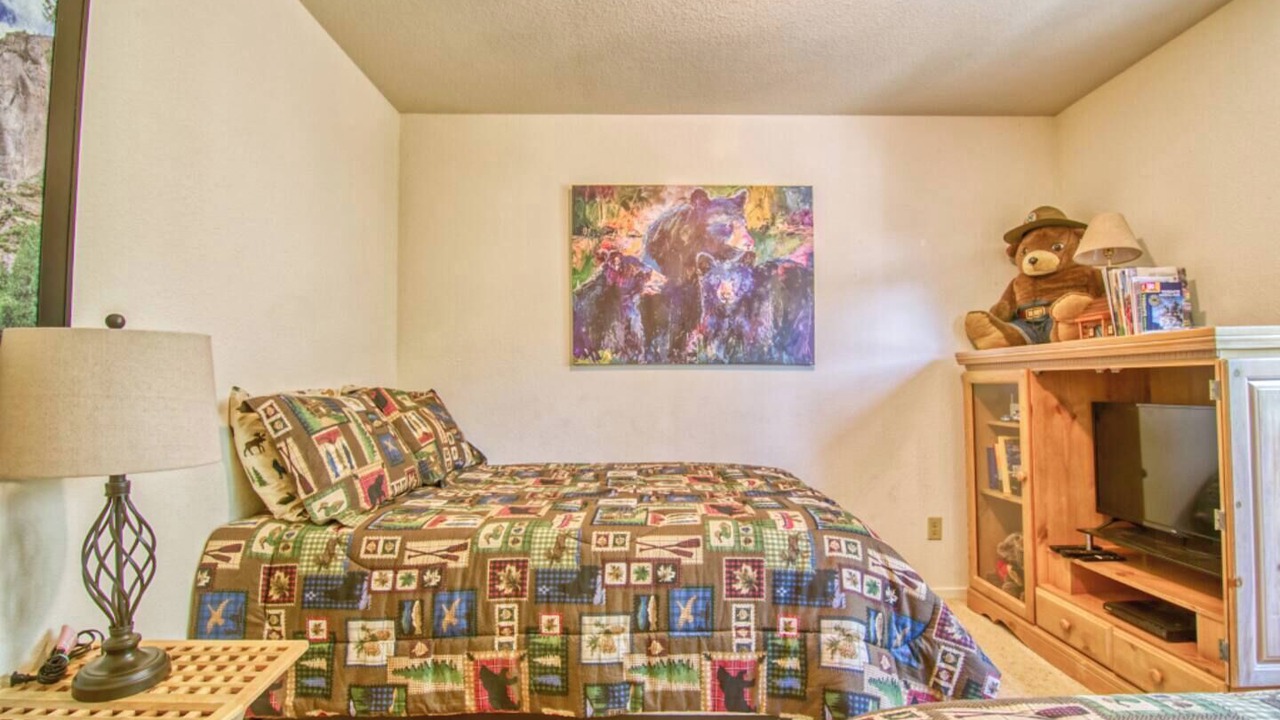Photo of Bedroom in Groveland