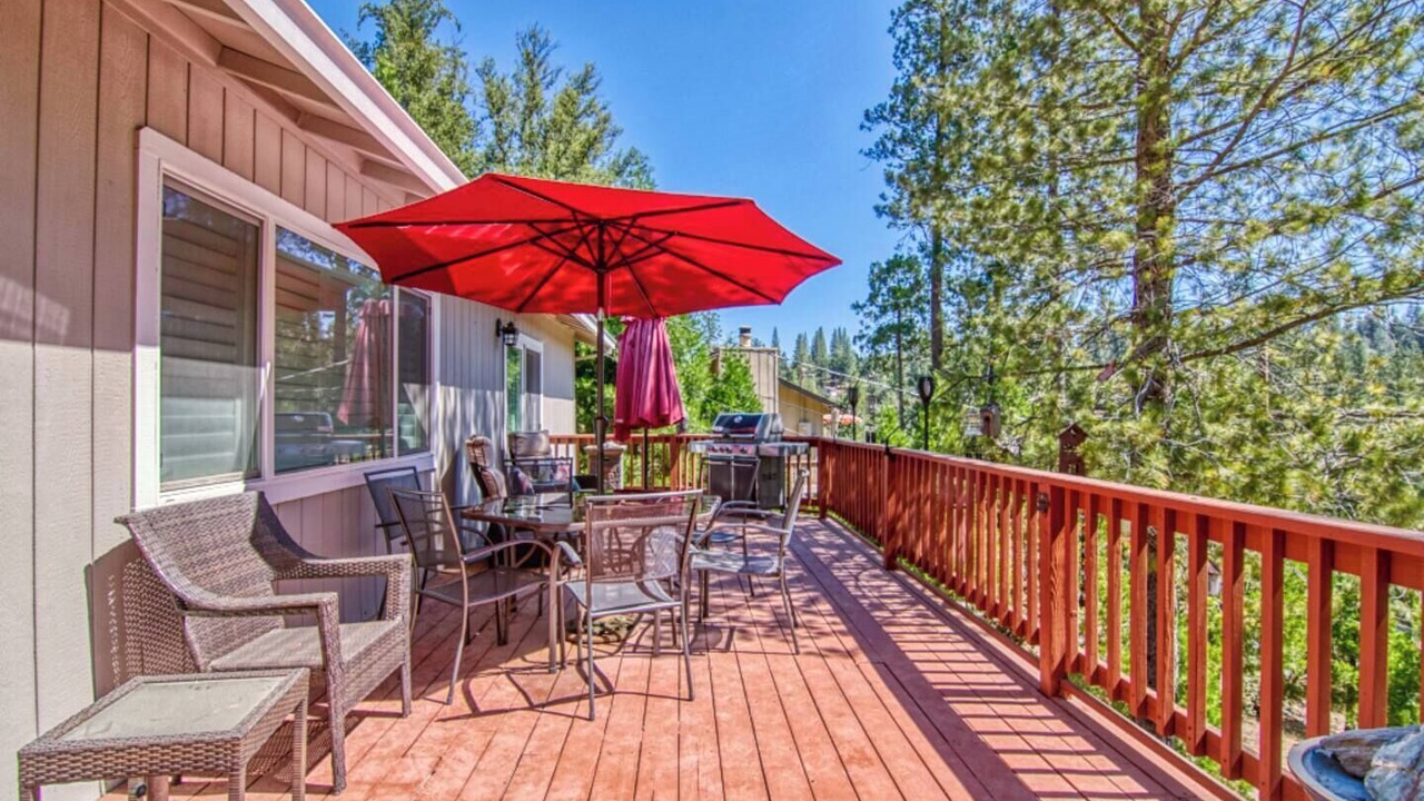Photo of Outdoor in Groveland