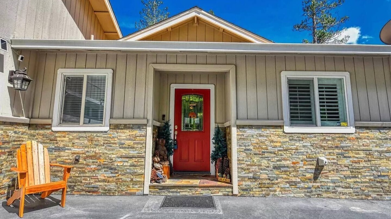 Photo of Outdoor in Groveland