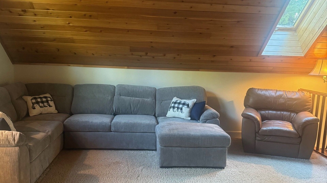 Photo of Livingroom in Shaver Lake