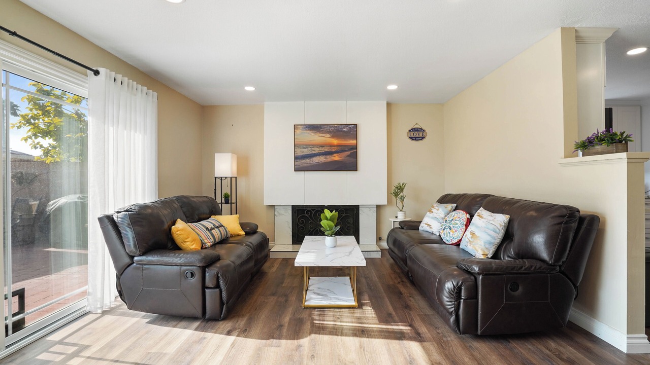 Photo of Livingroom in Huntington Beach