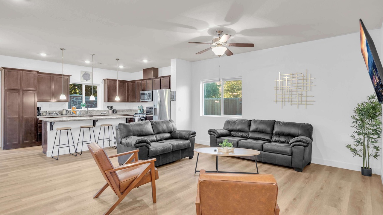 Photo of Livingroom in Fernley