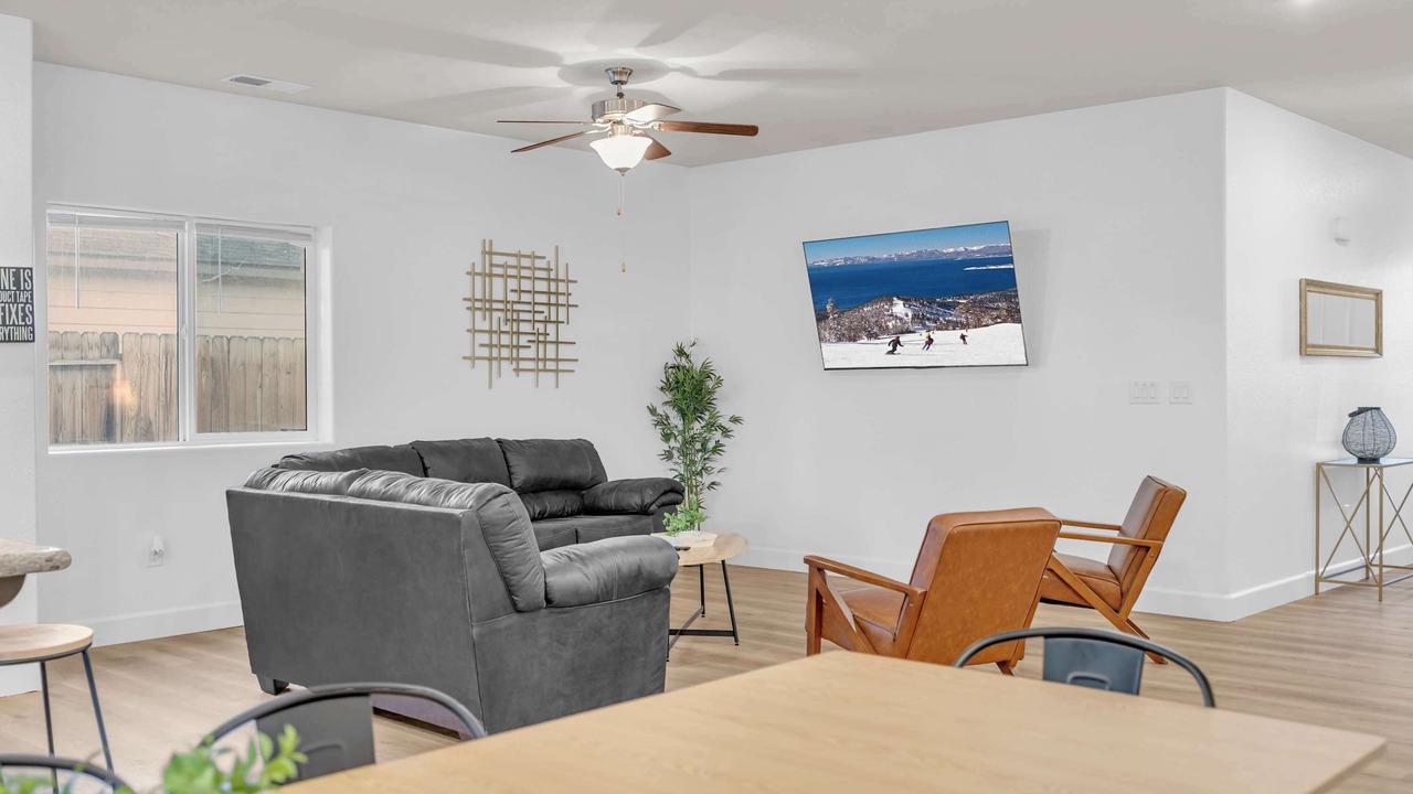 Photo of Livingroom in Fernley