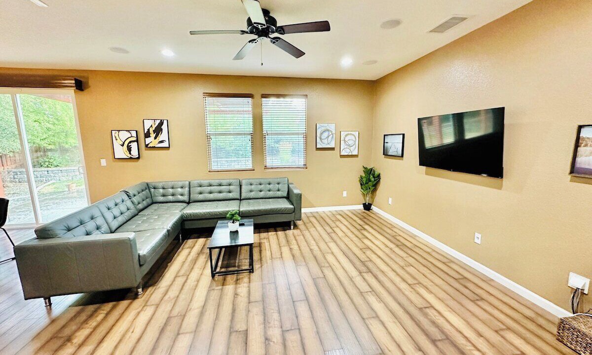 Photo of Livingroom in Reno