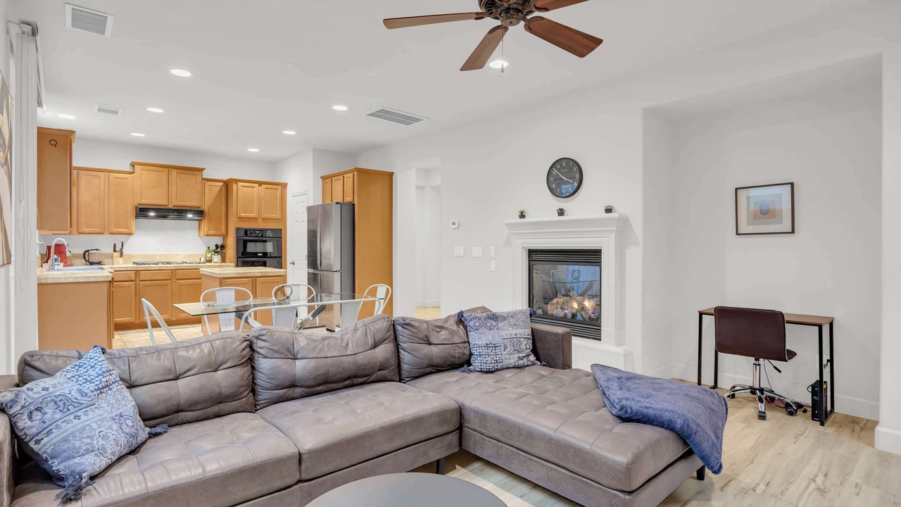 Photo of Livingroom in Reno
