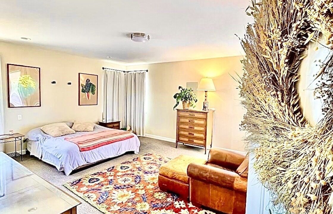 Photo of Bedroom in Hollister