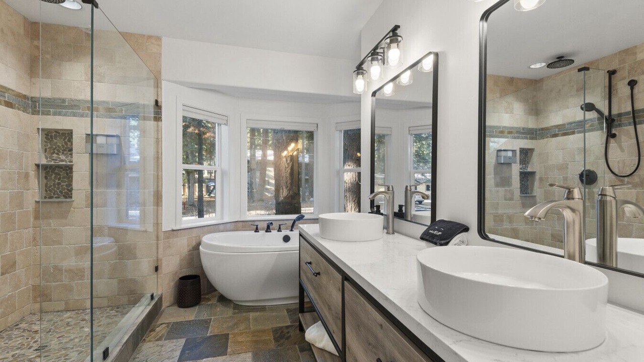Photo of Bathroom in Tahoe Woods