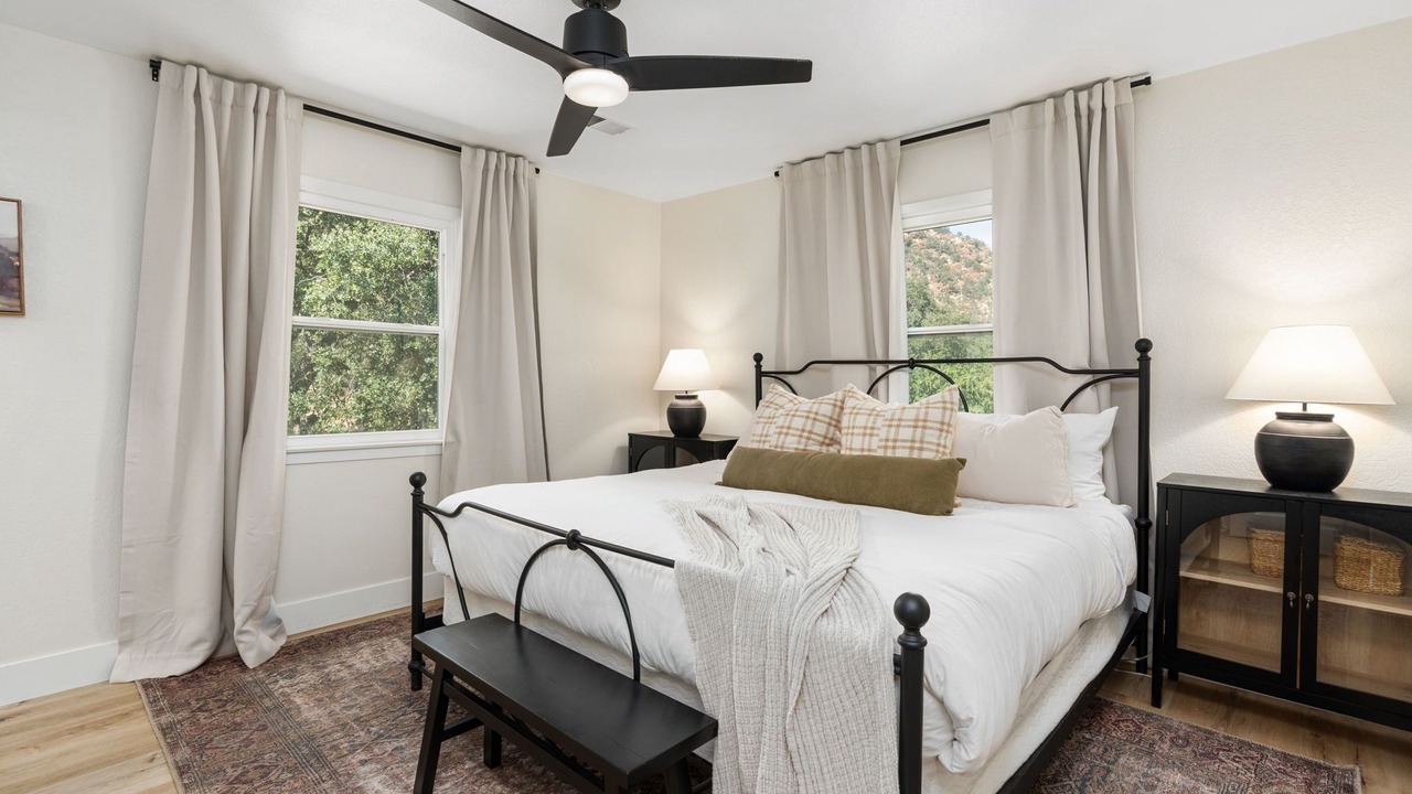 Photo of Bedroom in Three Rivers