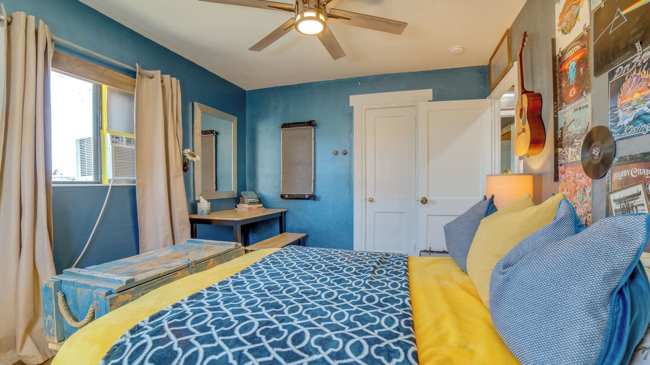 Photo of Bedroom in Lyon County
