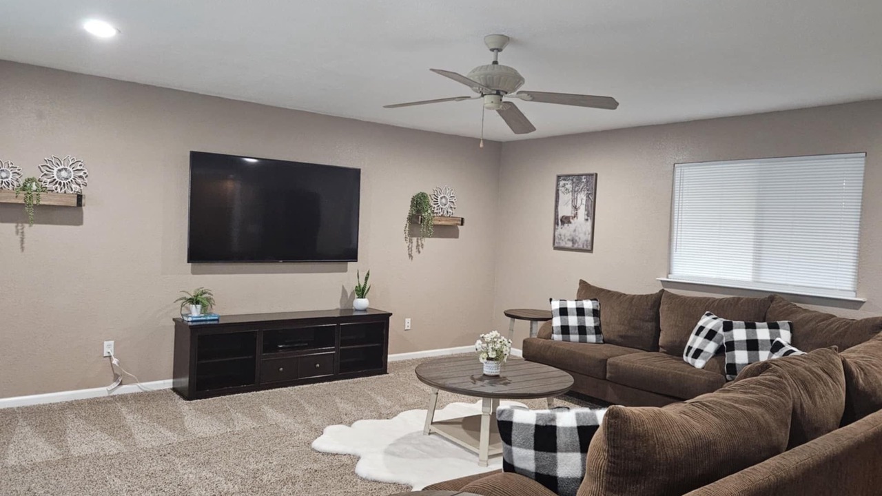 Photo of Livingroom in Squaw Valley