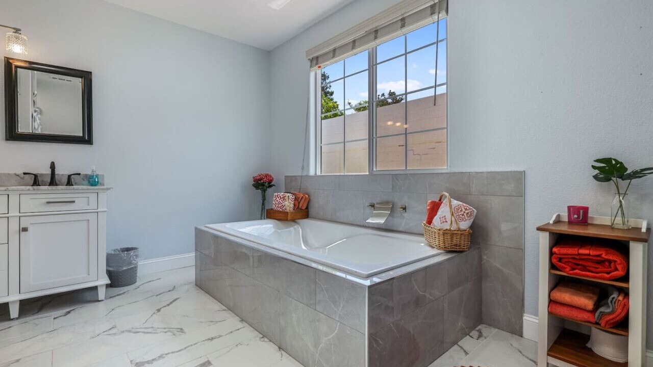 Photo of Bathroom in La Loma