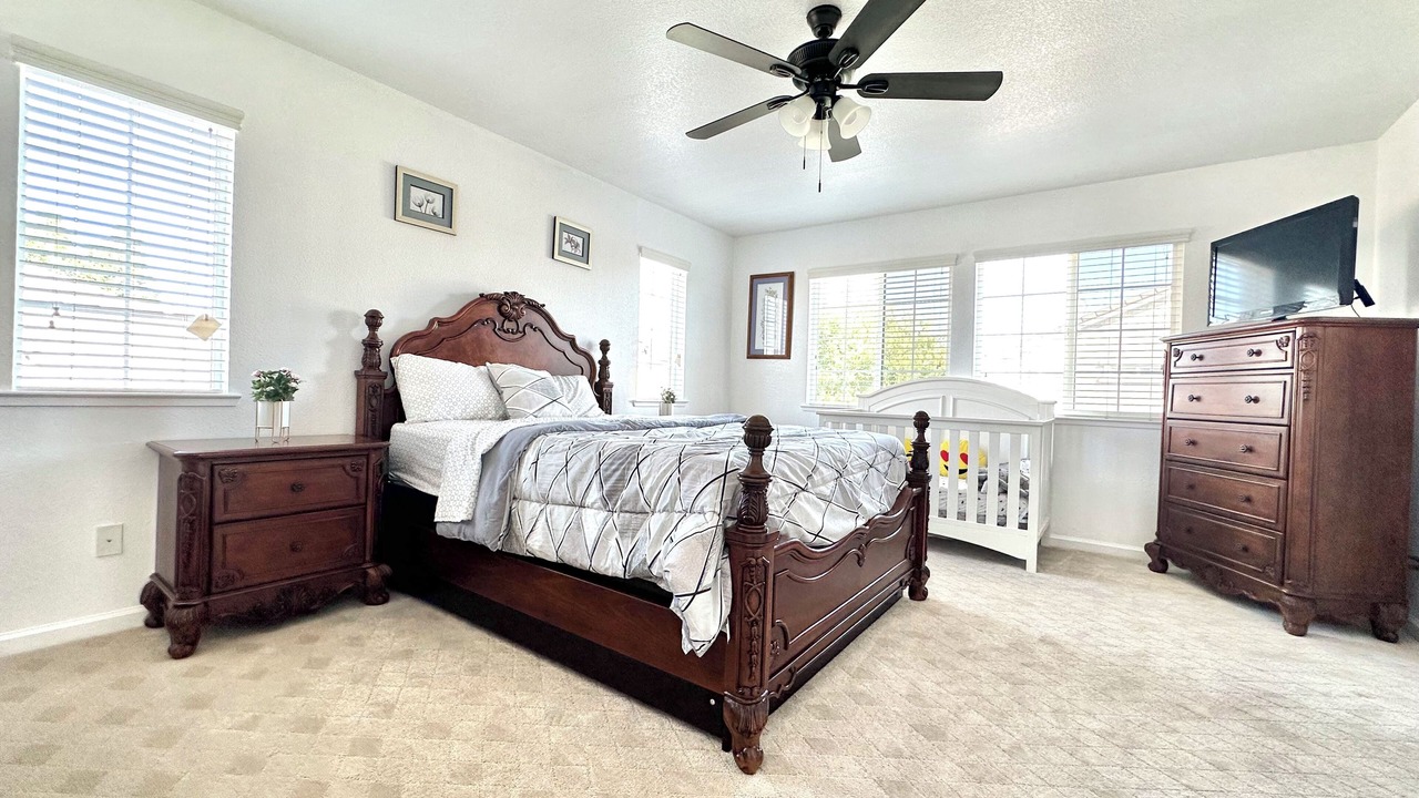 Photo of Bedroom in Valley Oak