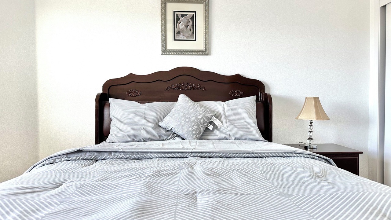 Photo of Bedroom in Valley Oak