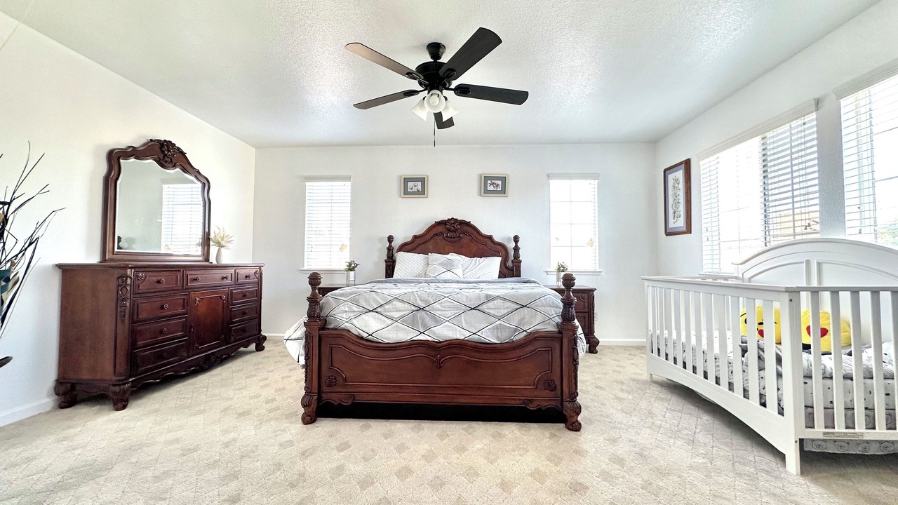 Photo of Bedroom in Valley Oak