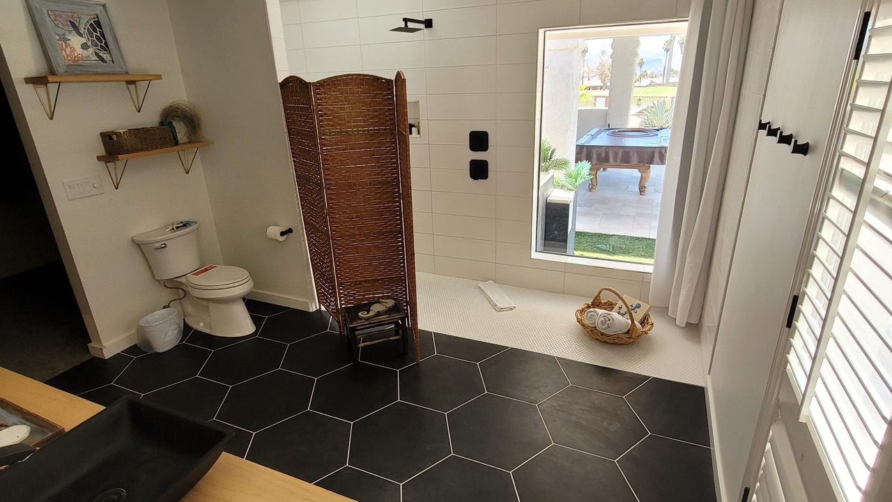 Photo of Bathroom in Lake Havasu City