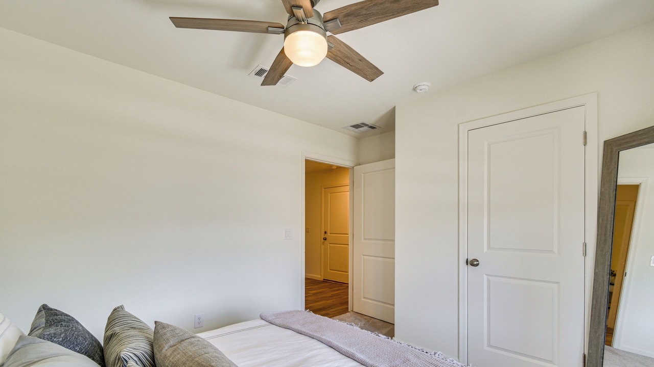 Photo of Bedroom in Mohave Valley