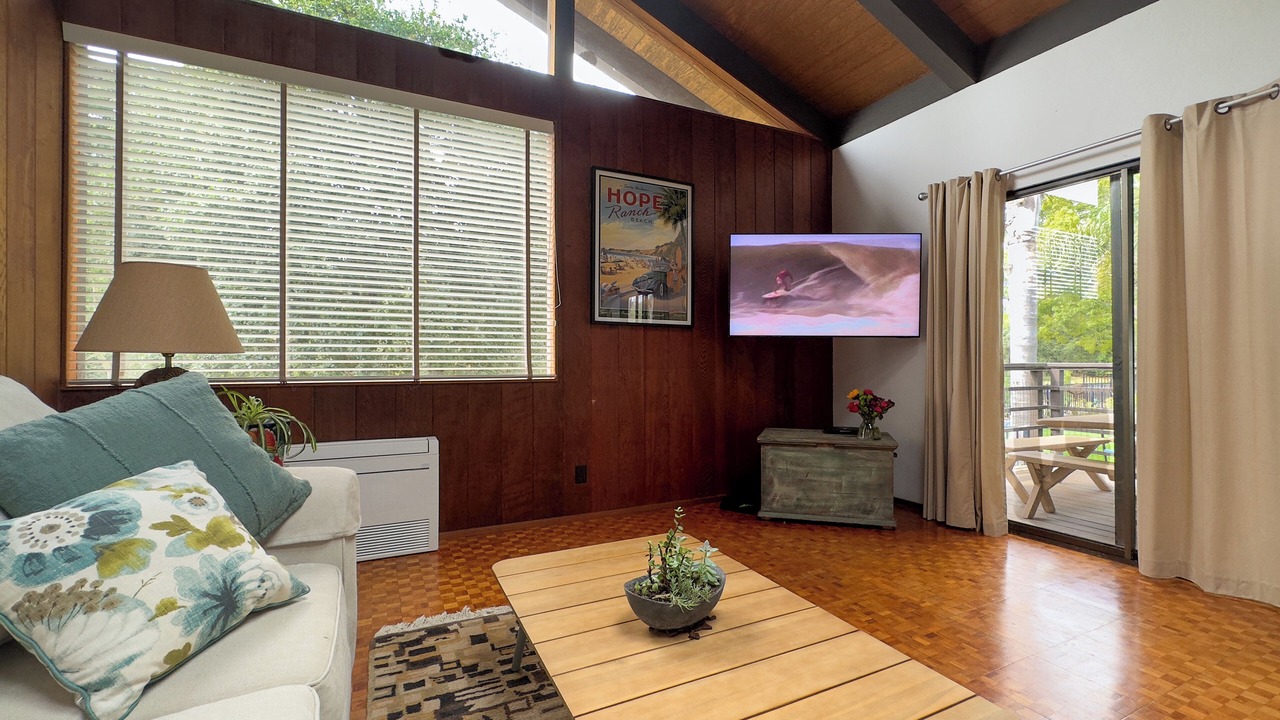 Photo of Bedroom in Hope Ranch