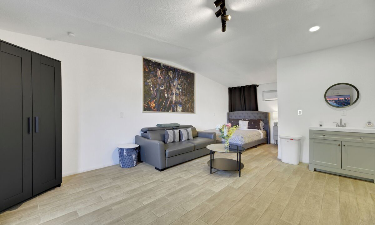 Photo of Bedroom in Rancho Oakey