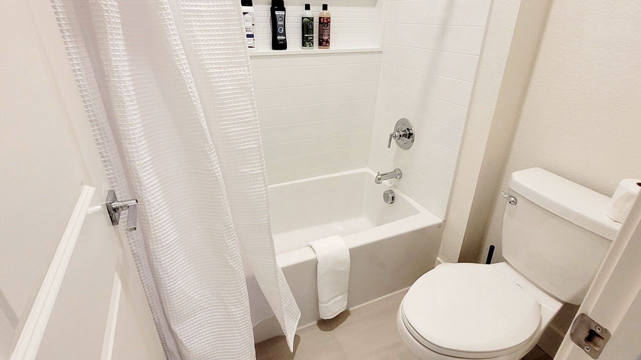 Photo of Bathroom in Tracy