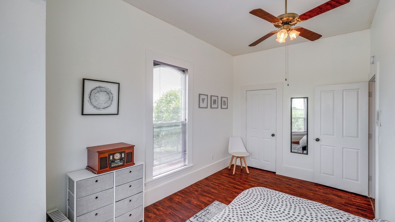 Photo of Bedroom in Modesto