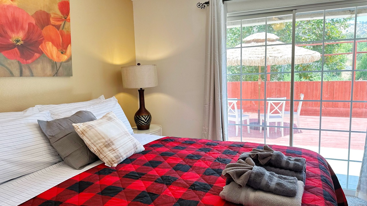 Photo of Bedroom in Springville