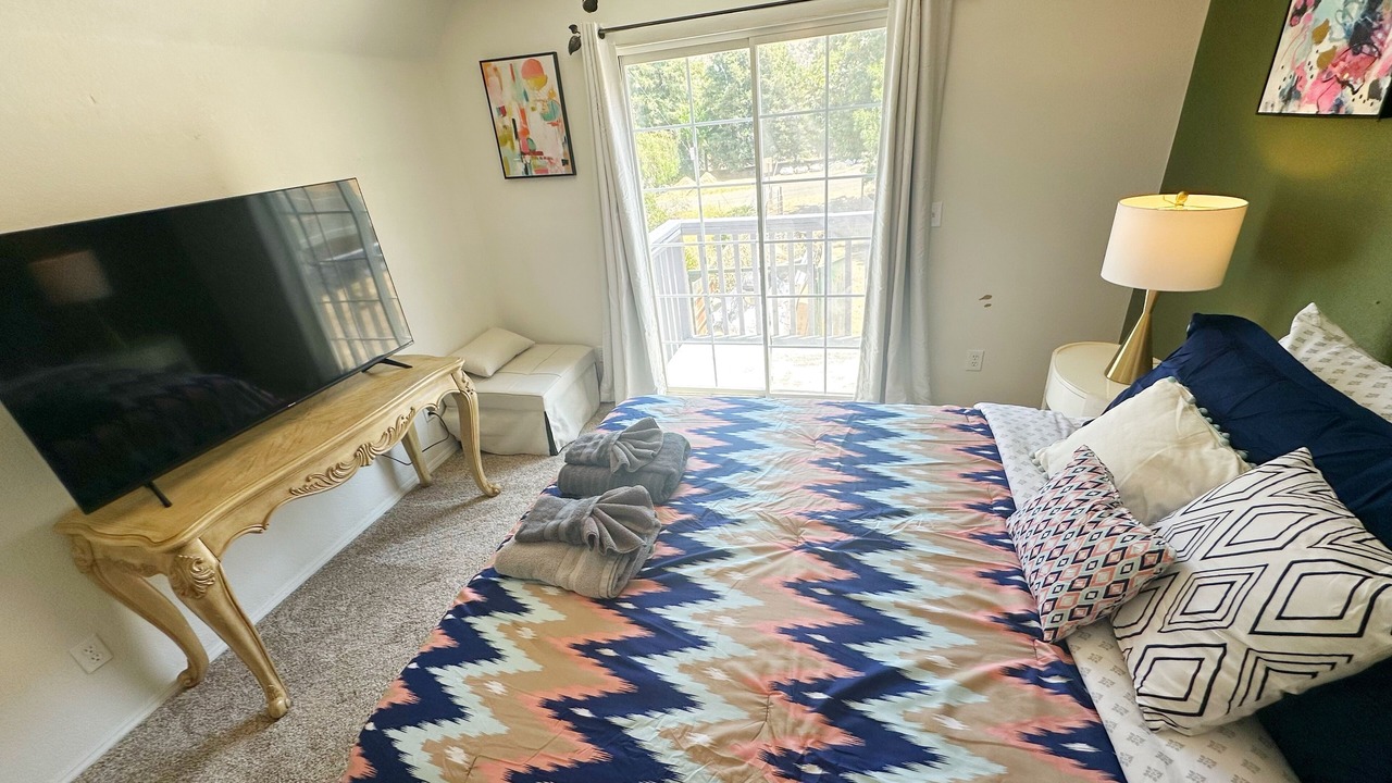 Photo of Bedroom in Springville