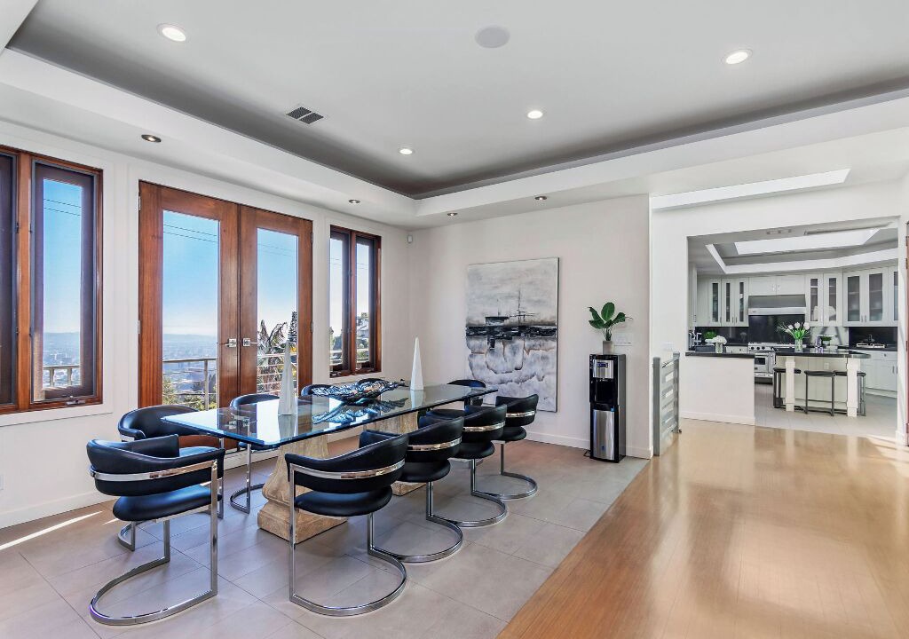 Photo of Others in Hollywood Hills West